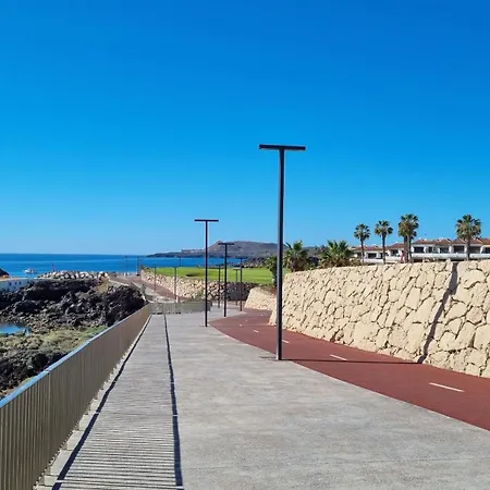 Ocean & Golf Vista Retreat Apartament *